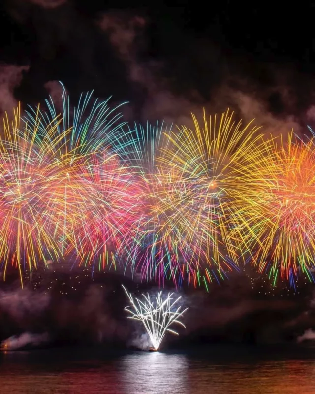 @mareterramonaco inauguration was a celebration of sustainable living! 🎆 We lit up the night sky with vibrant, biodegradable fireworks, a symbol of commitment to a responsible future.

#event #eventplanner #eventplanning #eventdesign #eventorganizer #monaco #montecarlo #mónaco #monacolife #monacolifestyle #anniversary #emt #partyorganizer #casinosquare #monaco🇮🇩 #monacoville #mareterra #sustainability #sustainable #mareterramonaco #inauguration #sustainableliving